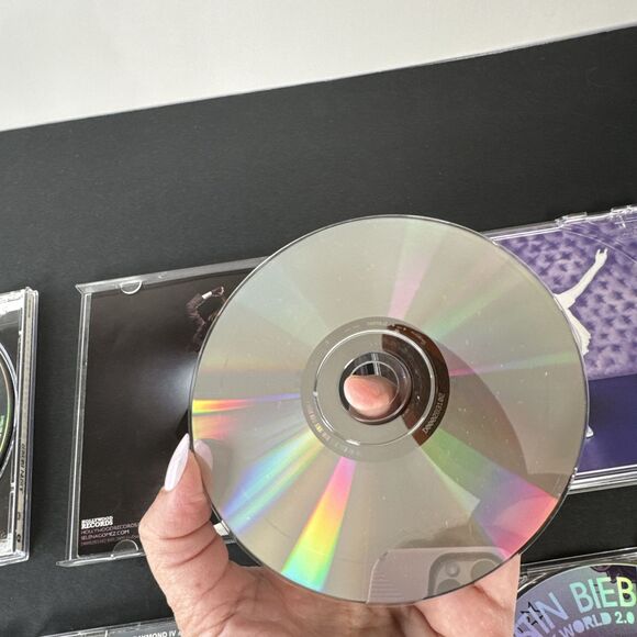 Selena Gomez‎ & Justin Bieber CDs - Lot Of 4 - Picture 9 of 13